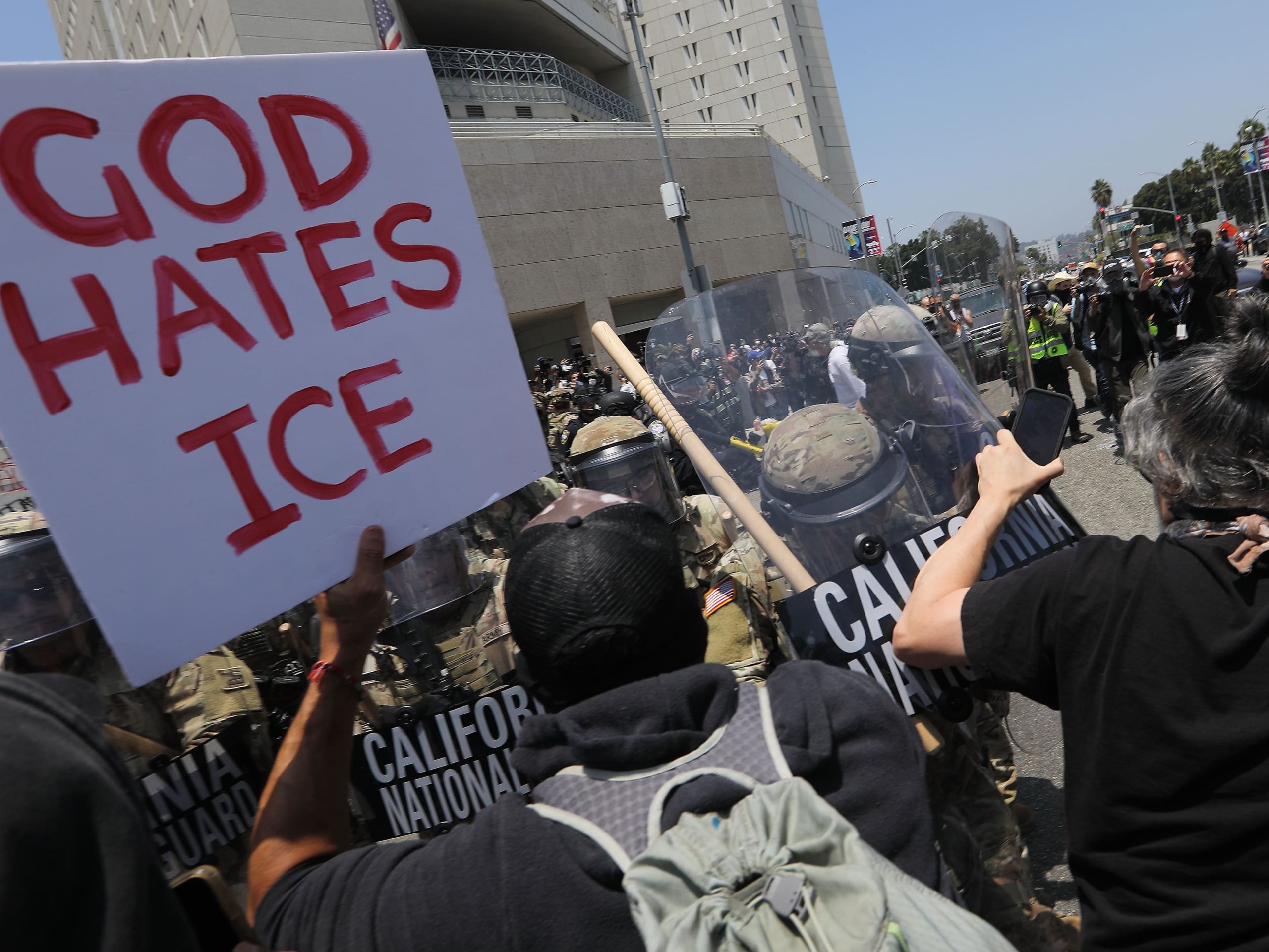 
protestas y redadas antimmigrantes del ICE