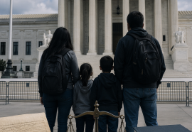 Suprema Corte de Estados Unidos mantiene ciudadanía por nacimiento para hijos de migrantes